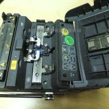 国产熔接机开箱视频播放,性能卓越，品质非凡